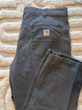 Carhartt Men's Relaxed Jeans in Charcoal Gray with Tan Logo